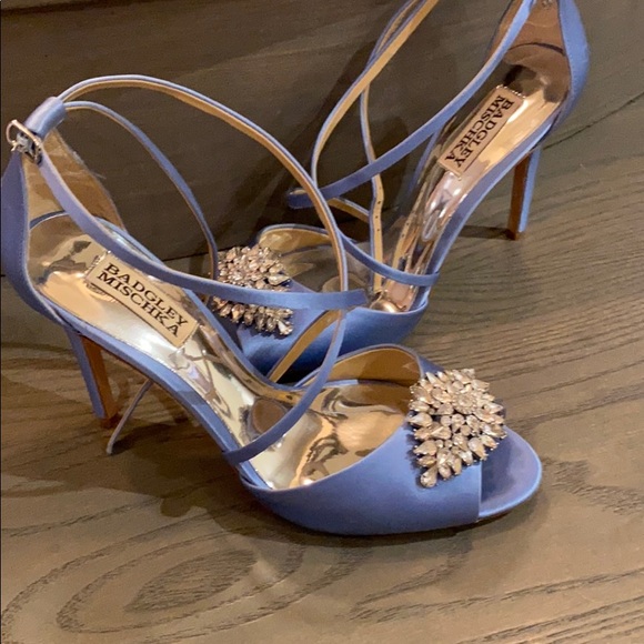 EUC Badgley Mischka Blue Bridal Pumps - Picture 1 of 6